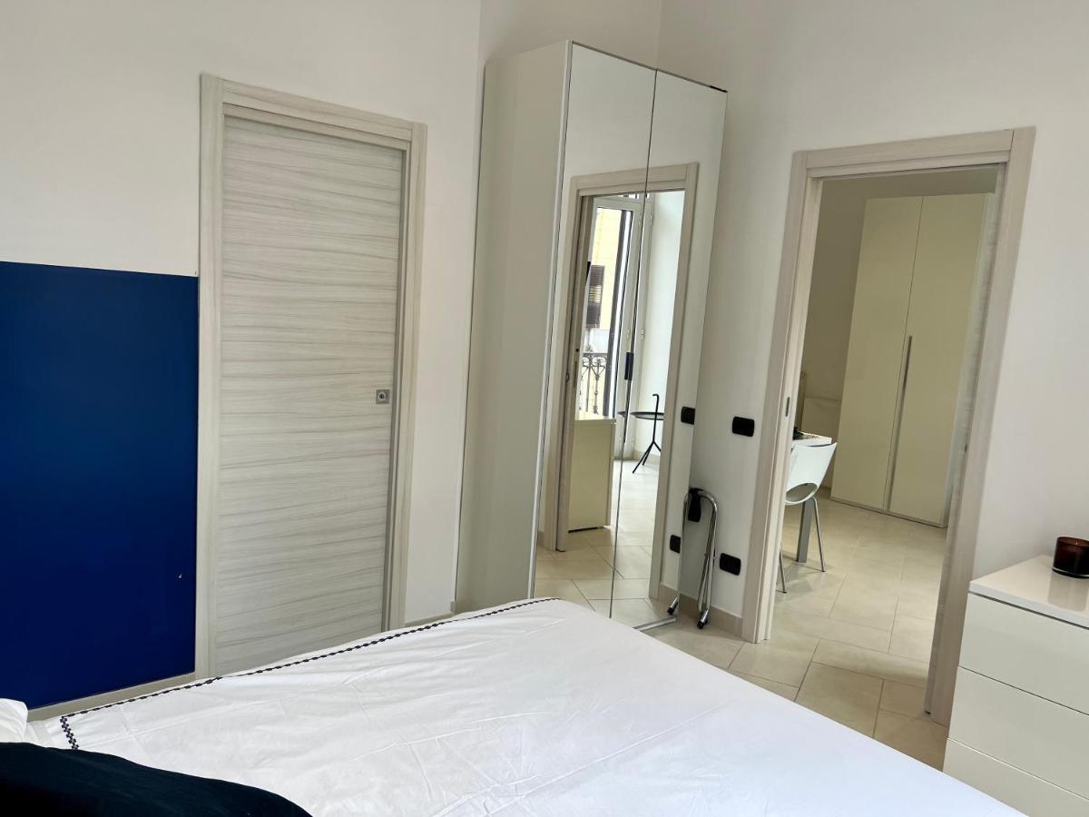 Duomo Inn Apartments Νάπολη Εξωτερικό φωτογραφία