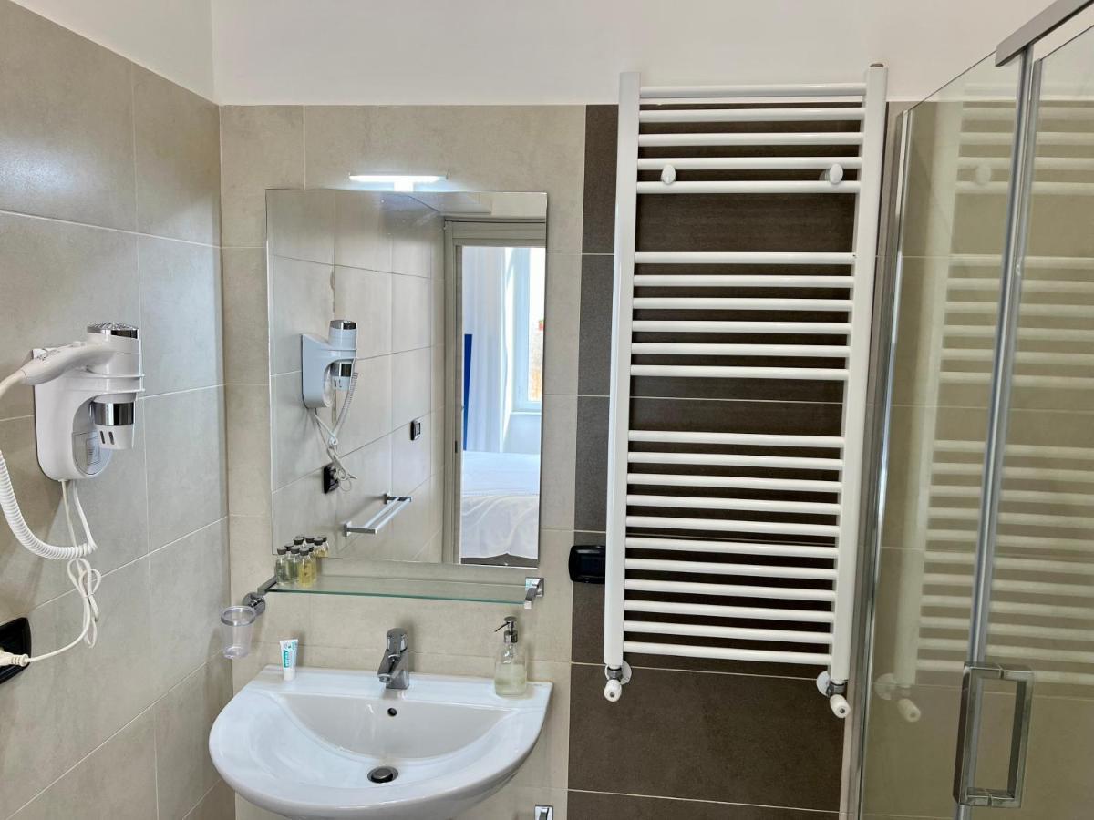 Duomo Inn Apartments Νάπολη Εξωτερικό φωτογραφία