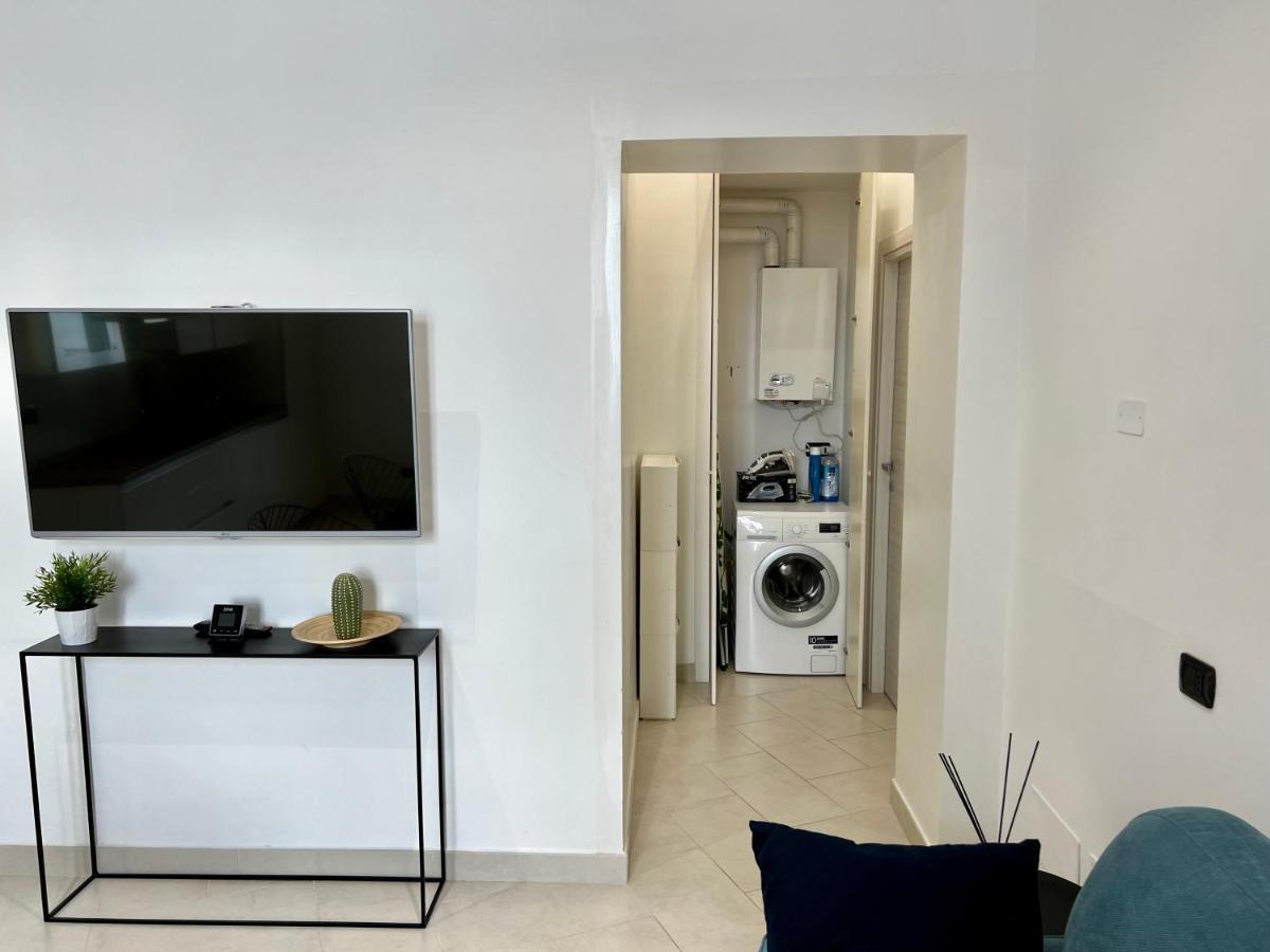 Duomo Inn Apartments Νάπολη Εξωτερικό φωτογραφία